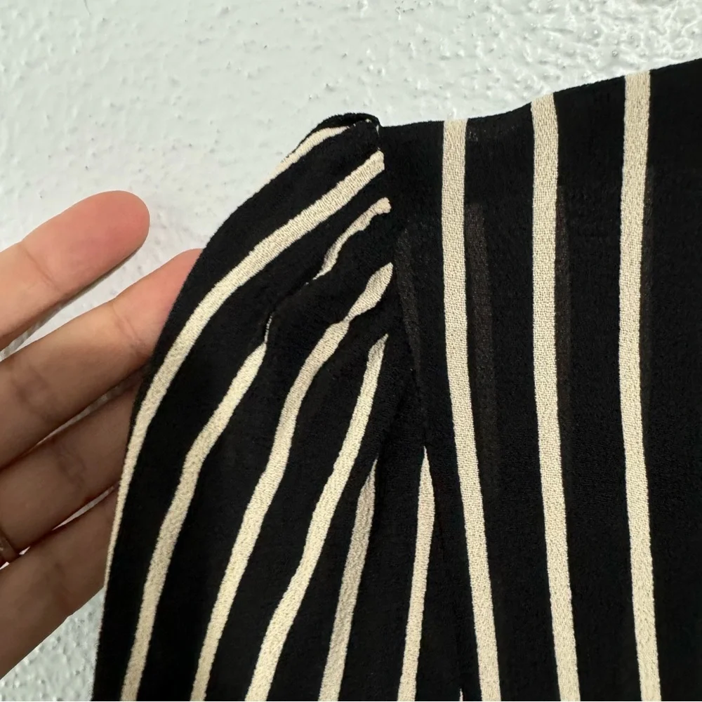 Reformation Arlington blouse black striped small